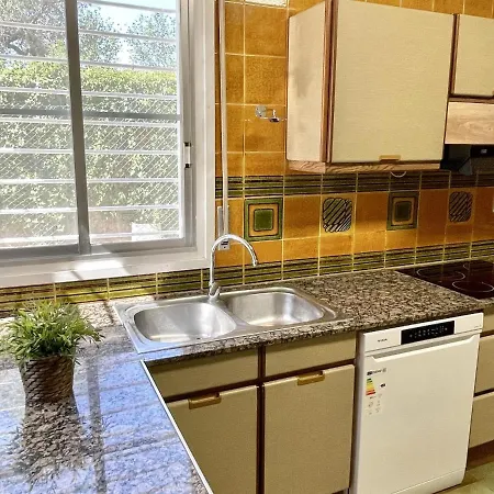 Apartbeach Mas Aiguesverds Climatizado Y Piscina * 雷乌斯